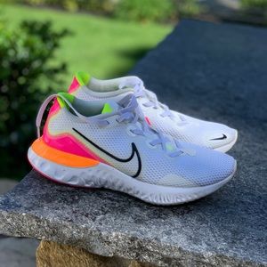 Nike Renew women’s size 8
